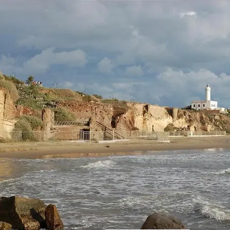 Brezza D'amare A Lovely In Anzio